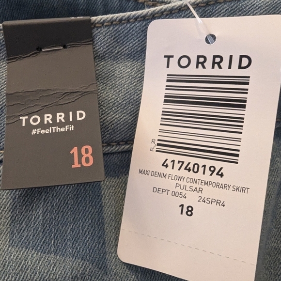 Torrid Maxi Denim Flowy Contemporary jean Skirt Size 18 or 20 - Picture 11 of 11